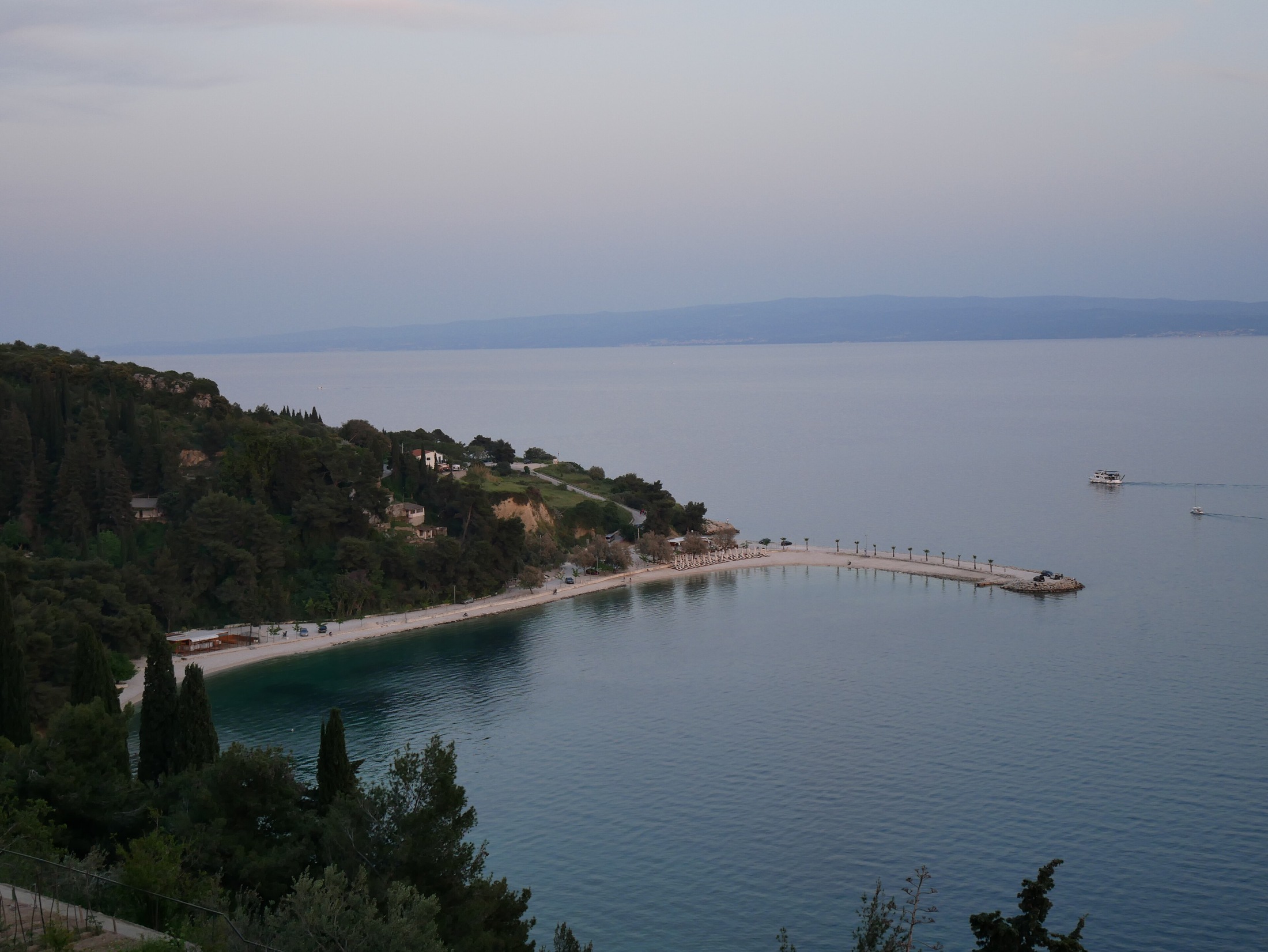 Bačvice, Firule y una pausa de playa